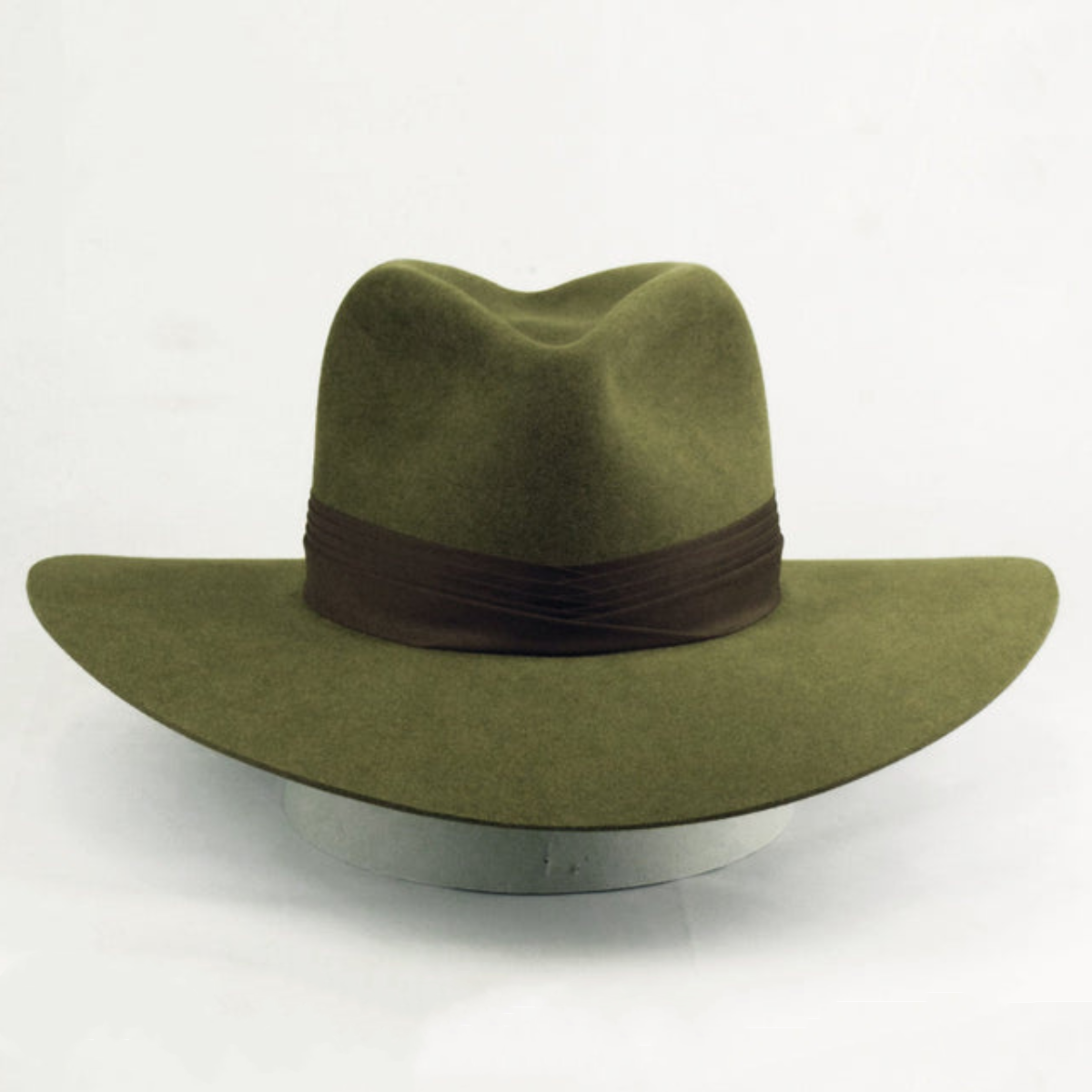 Adventure-Ready Classic Fedora Hat - Image 9