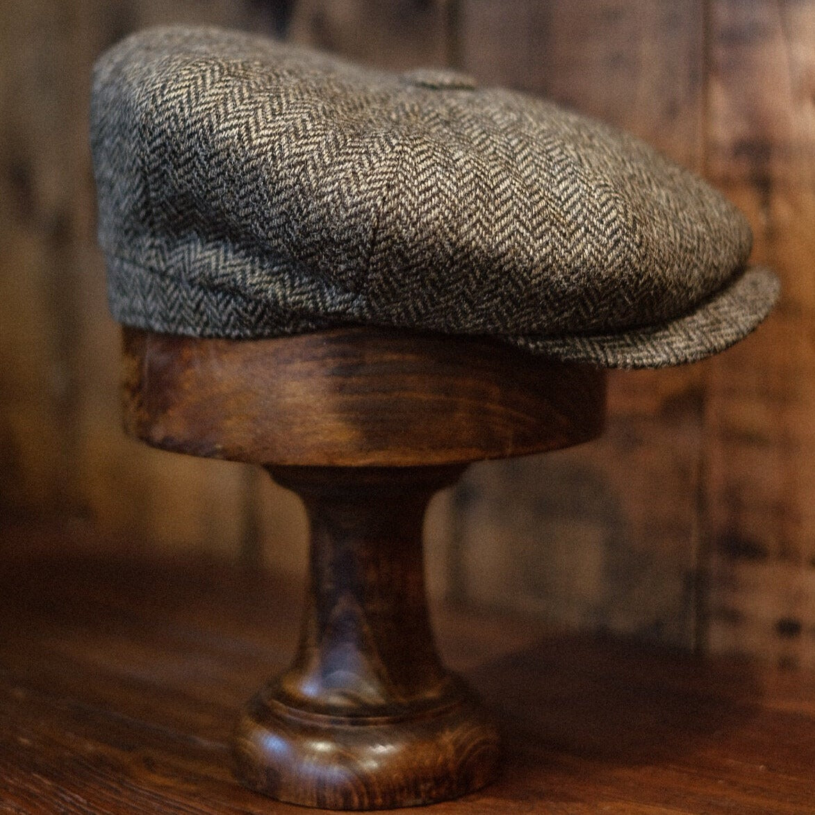 Eight Piece Herringbone Wool Retro Newsboy Cap-Light Brown - Image 2