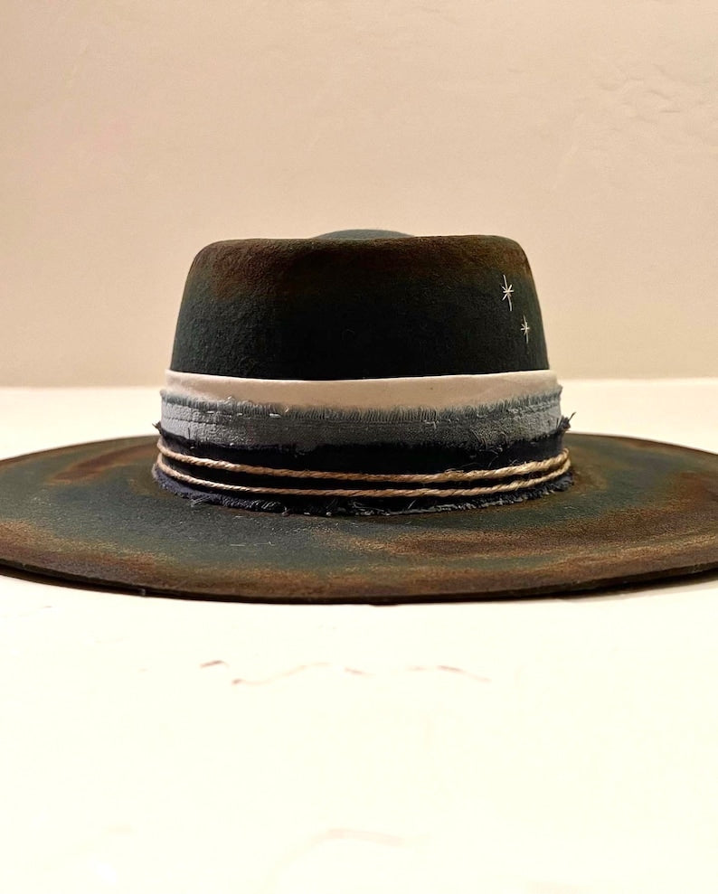 Night Sky custom burned flat brim wool felt cowboy hat - Image 4