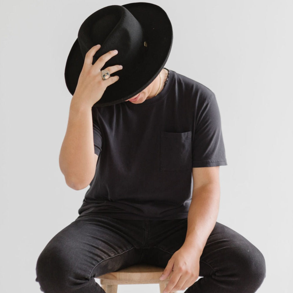 Tasteful Wide Brim Felt Fedora - Image 26