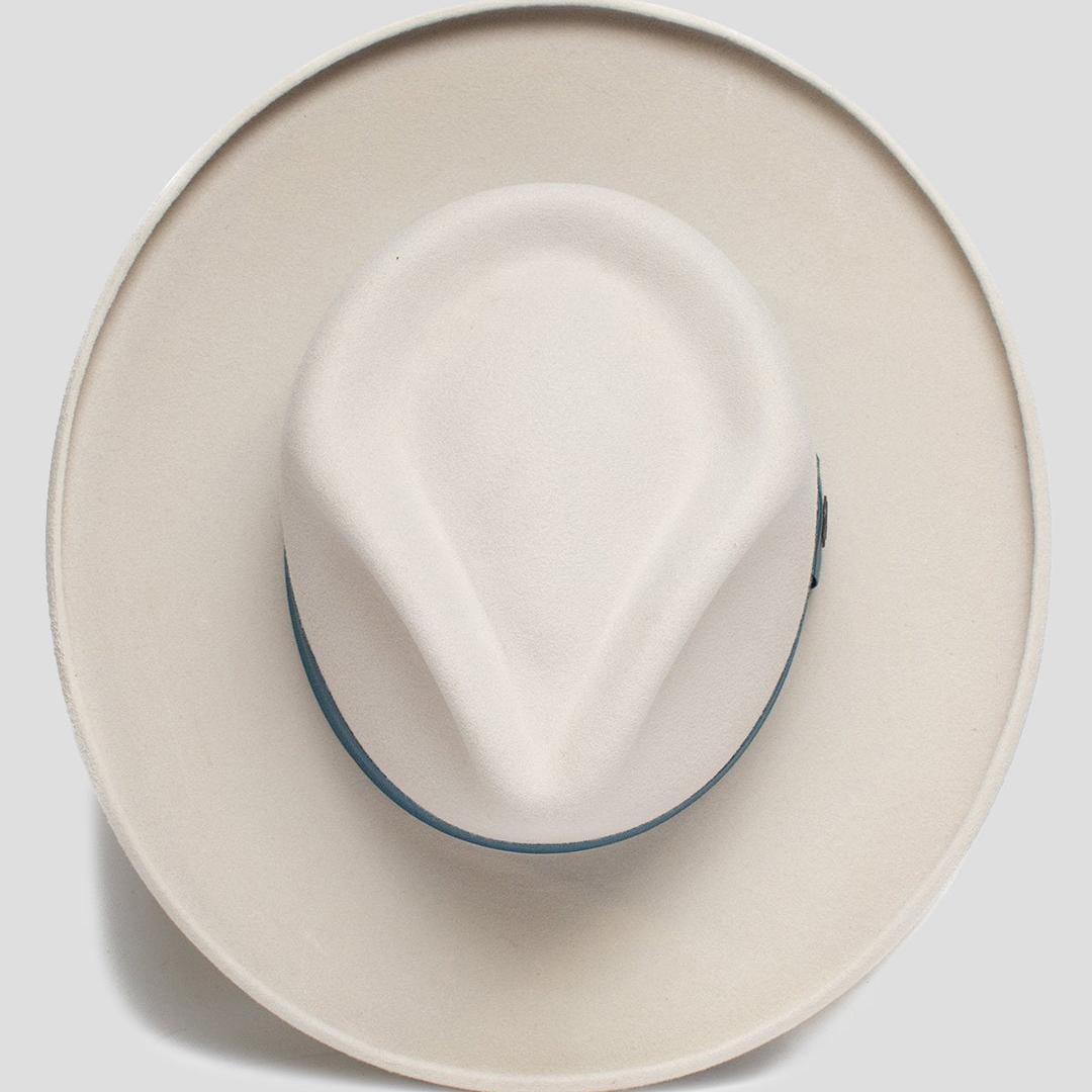 Tasteful Wide Brim Felt Fedora - Image 10