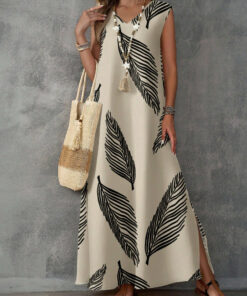 Alternative view of Printed V-Neck Sleeveless High-Waist Maxi Dress | 3 Colors